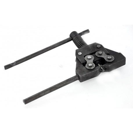 Chain Tool Reinforced