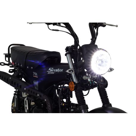 Moto Homologué DAX 50cc SKYTEAM - Black Edition Moto Homologué DAX 50cc SKYTEAM - Black Edition