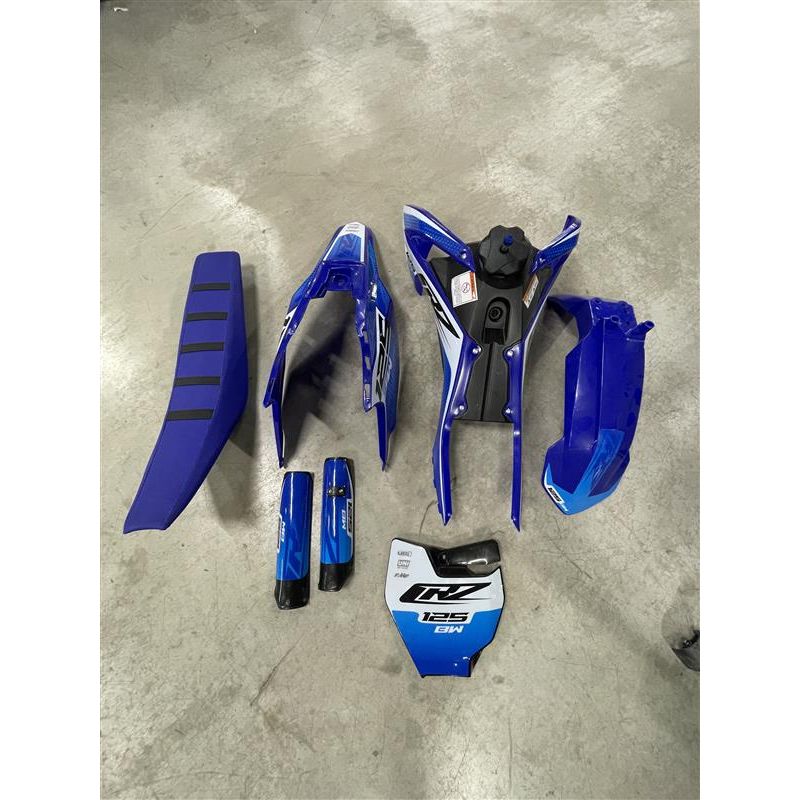 KIT PLASTIQUE CRZ BW BLEU