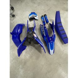 KIT PLASTIQUE CRZ BW BLEU