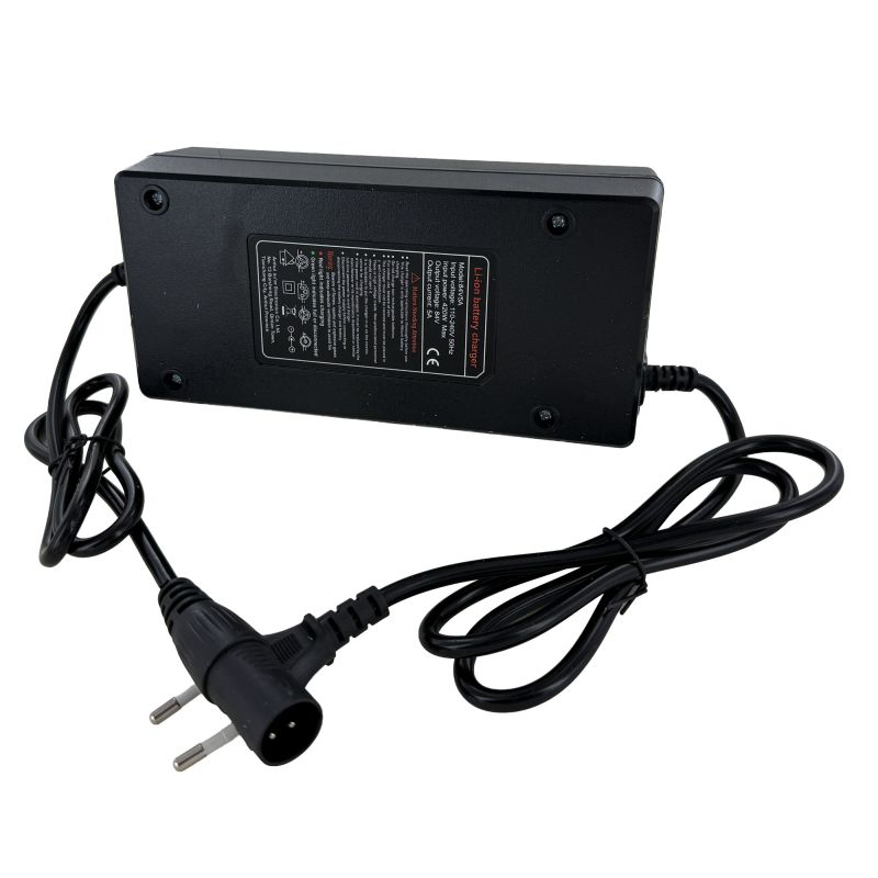 Chargeur 84V 5A Input Power: 420W prise XLR male